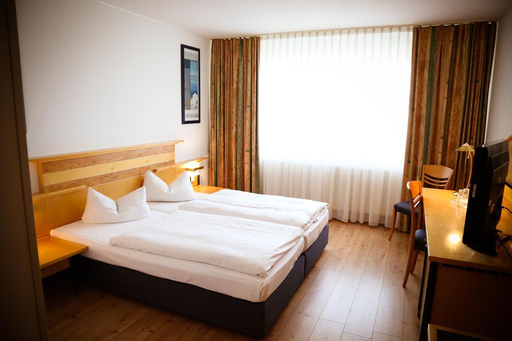 Rheinhessen Inn Gmbh Wörrstadt Extérieur photo